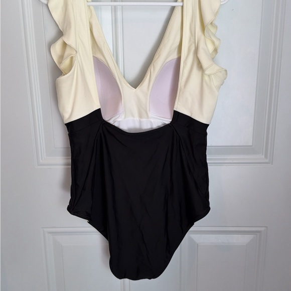 Summersalt 14 Ruffle Backflip One Piece Black  & Off White Swimsuit - Picture 5 of 5